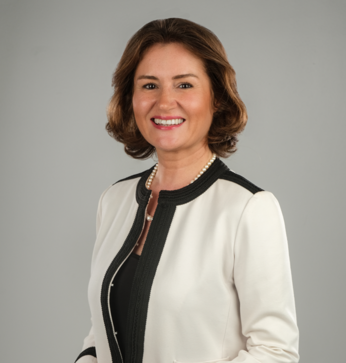 DR. BAŞAK DEMİRYUMRUK DİKİCİ